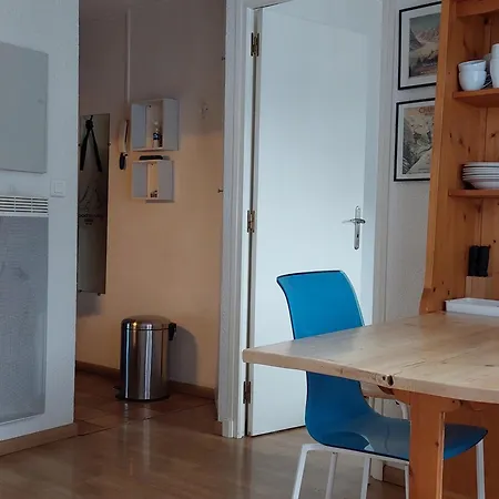 Calme Avec Balcon A Chamonix, Parking Et Wifi Inclus - Fr-1-517-70 Chamonix